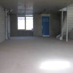 De begane grond vloer is gestort