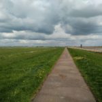 Vanaf Vollenhove moesten wij dit fietspad bewandelen om bij Blokzijl te komen.