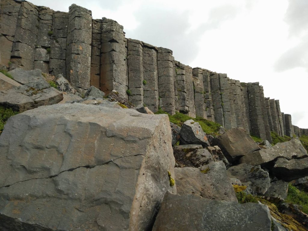 Basaltzuilen bij Gerðuberg