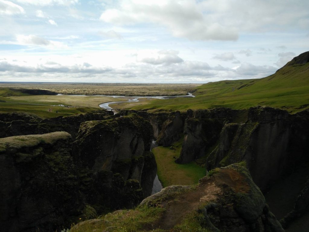 Fjadrargljufur Canyon