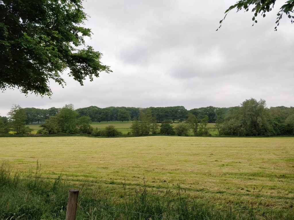 Tijdens de hele wandeling hadden wij hele fraaie uitzichten, zo ook deze