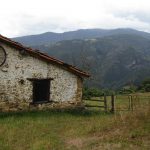 Tijdens onze wandelingen kwamen vele mooie gebouwtjes tegen. Dit is er ook één.