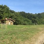 Ook dit was een zeer leuk pad. Met fraaie grasvelden en leuke gebouwtjes er naast.