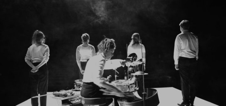 Het Zuidelijk Toneel en BOG : Iemand die slaapt