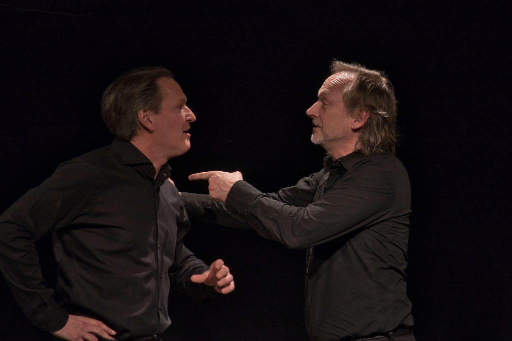 Toneelstuk : Hoogverraad