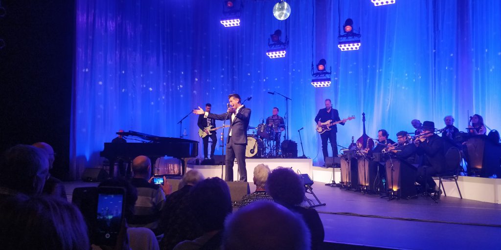 Danny Vera - Pressure Makes Diamons Theater 2019 (Het Toneel)