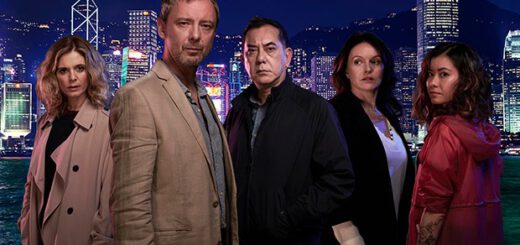 TV Serie : Strangers