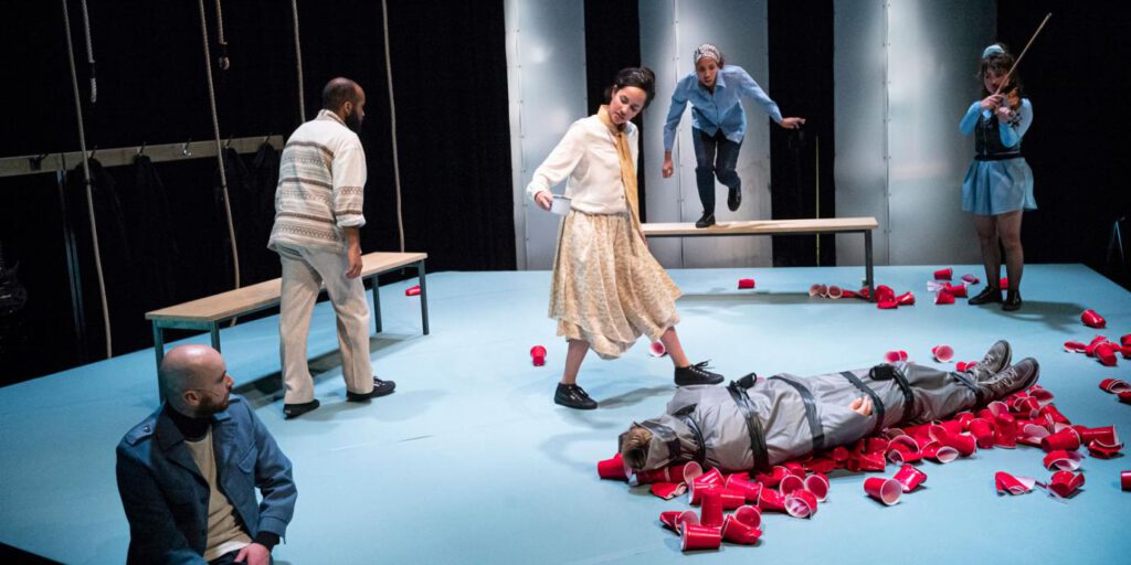 Toneelstuk : Orkater/Sir Duke - Guilty Until Proven