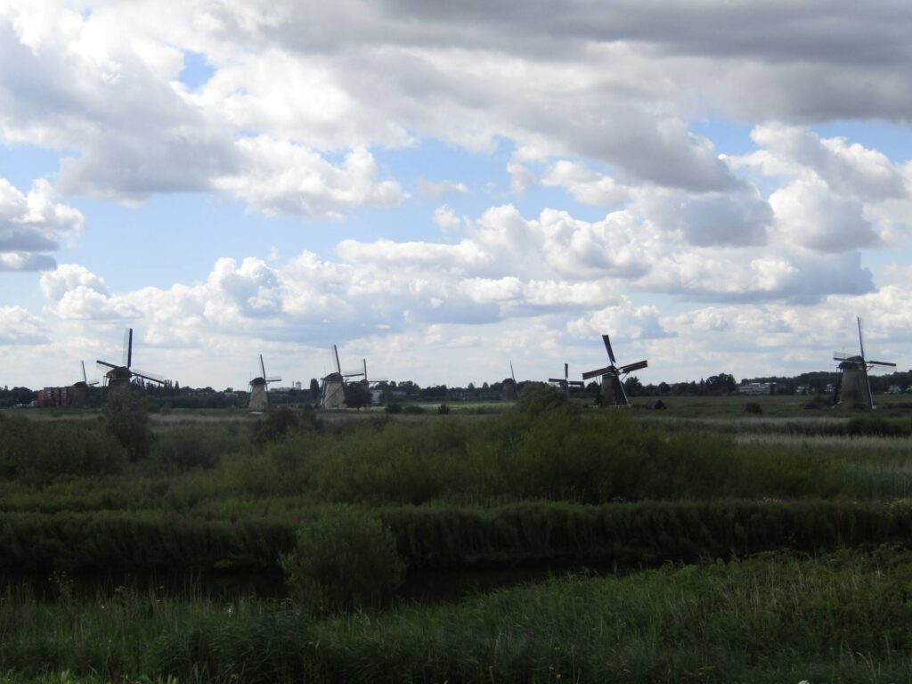 Uitzicht op Kinderdijk (1)