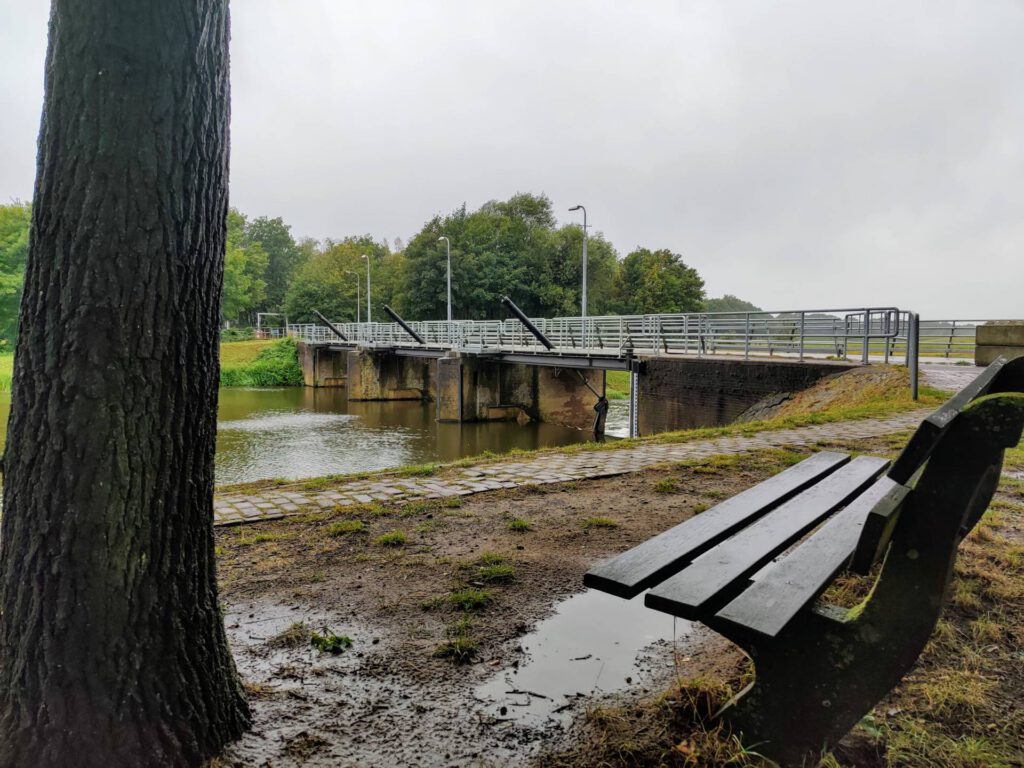 De wandeling kwam ook nog langs deze sluizen