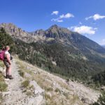 Danielle bij een mooi uitzicht