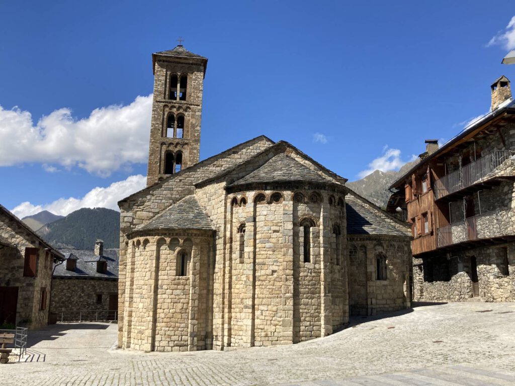 Een fraaie en oude kerk