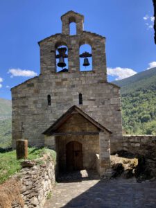Een fraaie en oude kerk