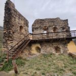 De restanten van een oude burcht