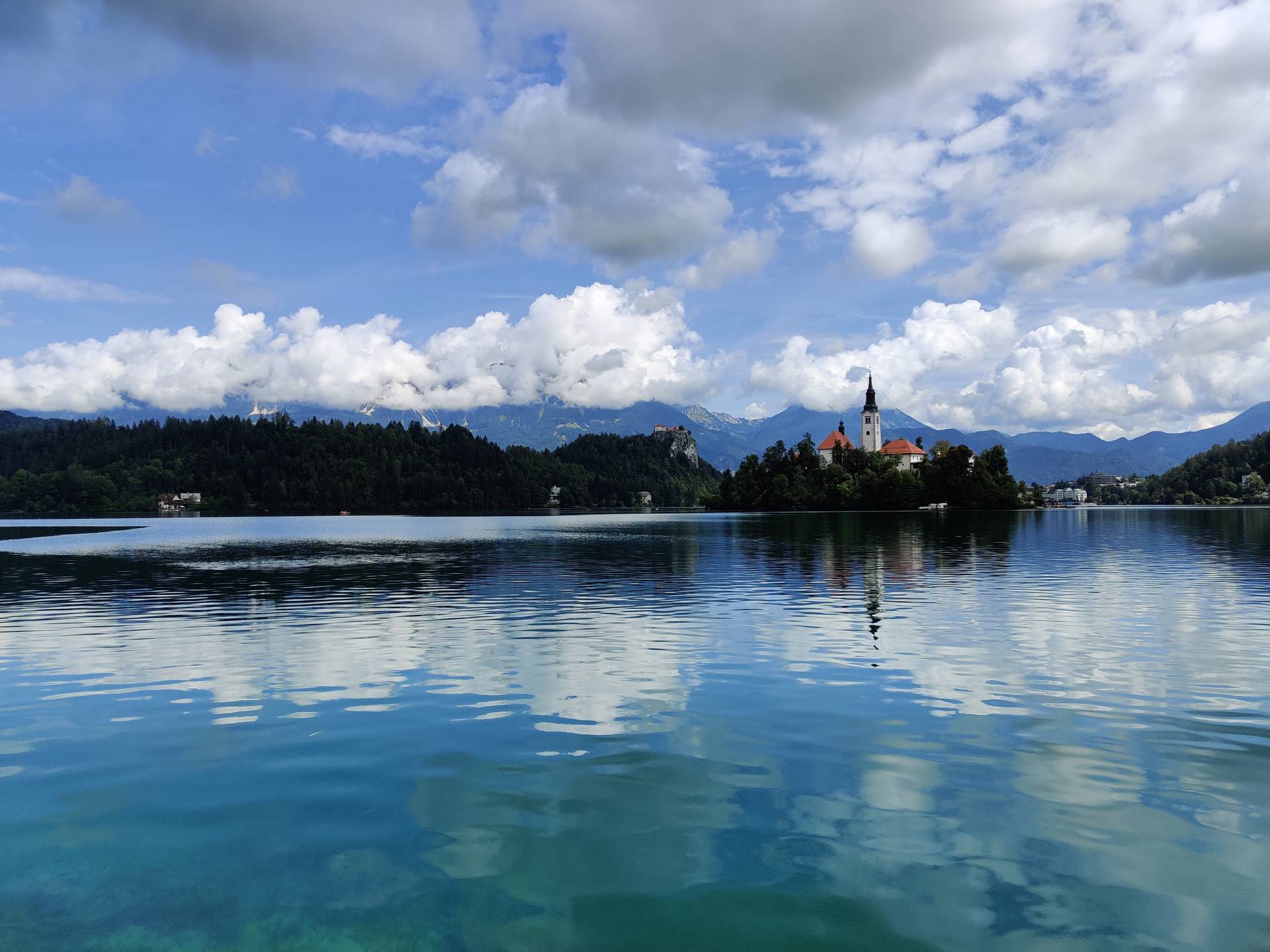 Uitzicht over meer Bled