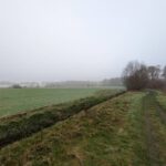 Een leuke weg langs de akker