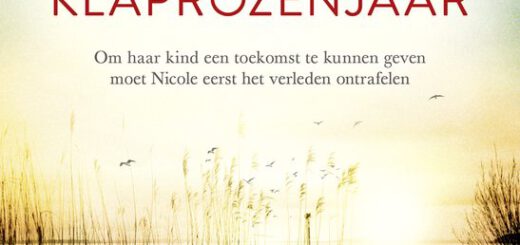 Boek : Corina Bomann - Het klaprozenjaar