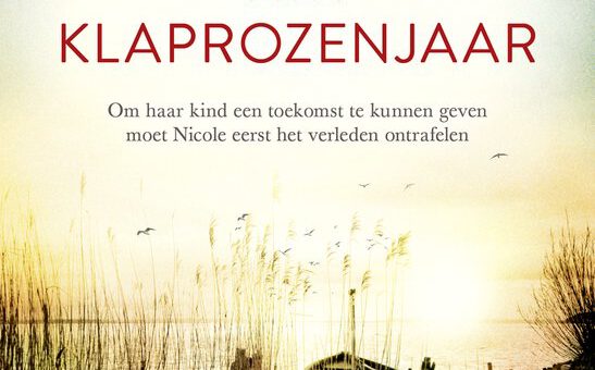 Boek : Corina Bomann - Het klaprozenjaar