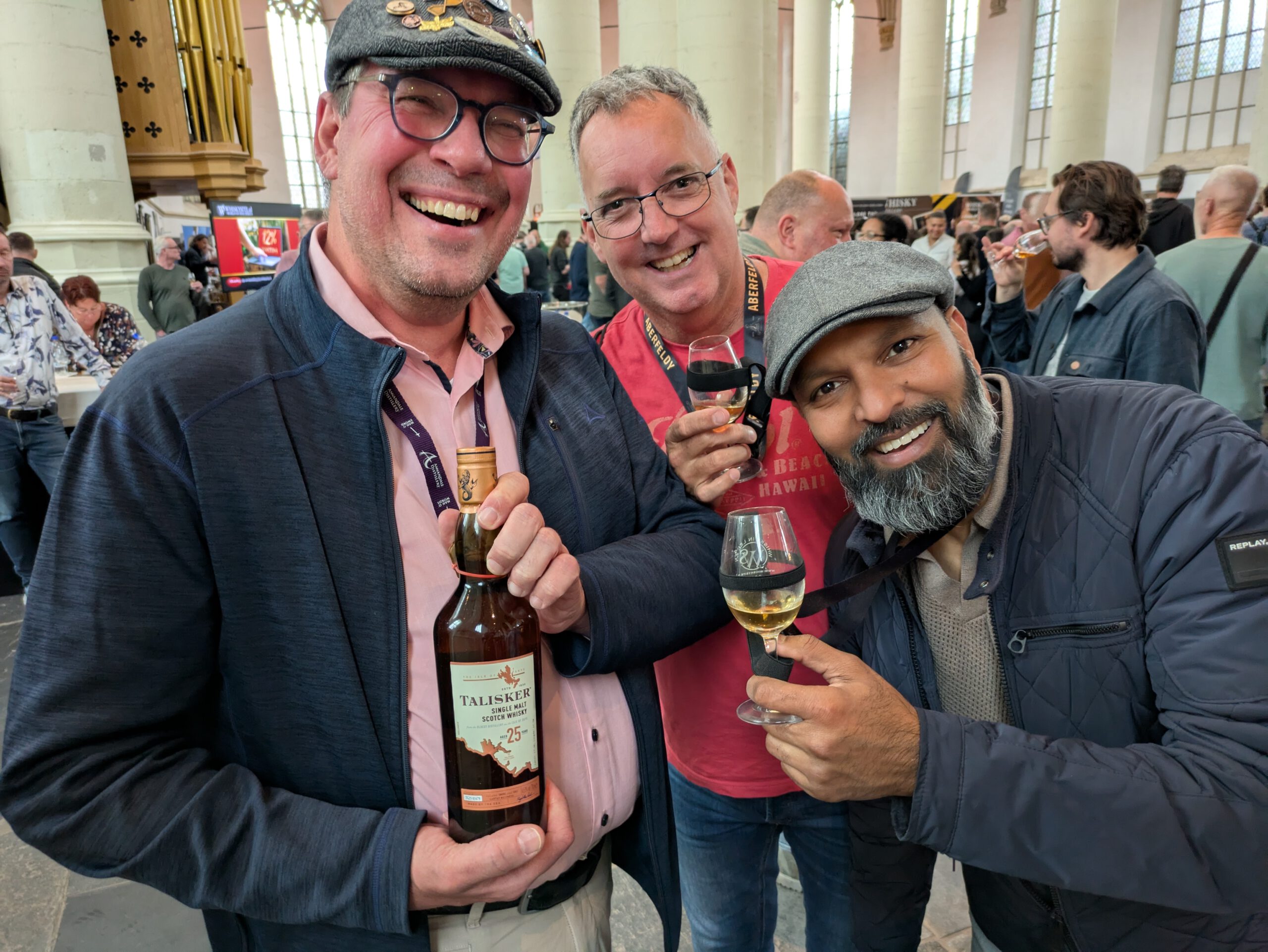 Whisky in Leiden 2025; Sfeer uitgelaten over een mooie fles Whisky