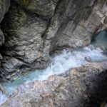 Een rivier in een mooie kloof