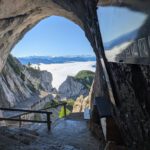 Het voorportaal van de ijsgrot Eisriesenwelt