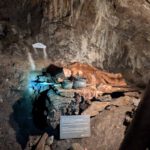 Een opstelling in een oude kopermijn